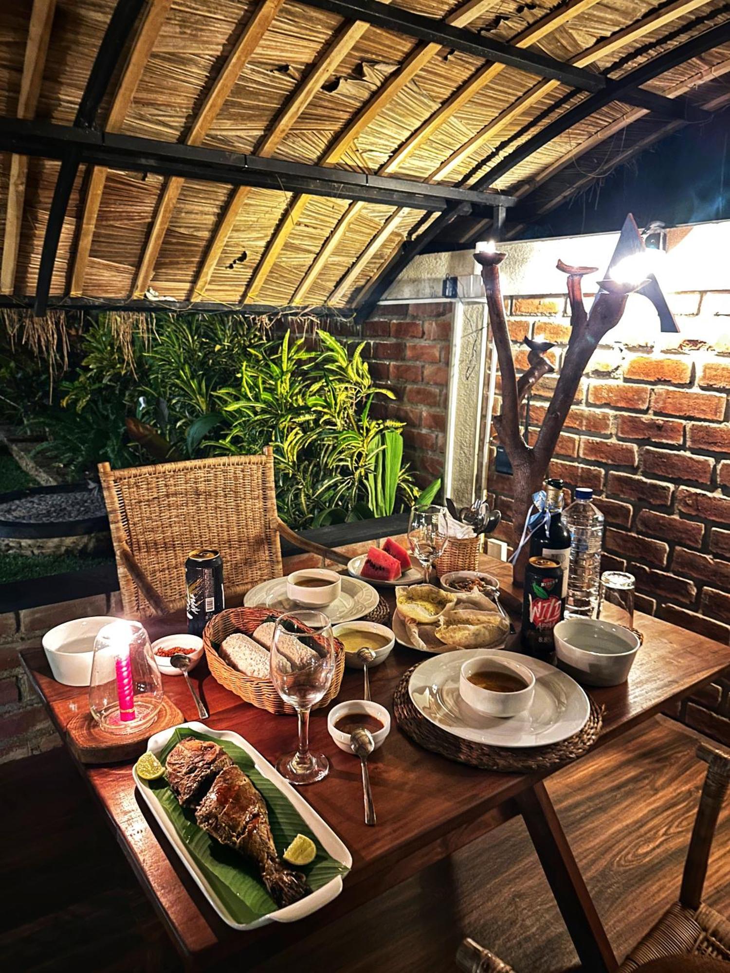 Hotel Igabara Hobbit House Tangalle Exterior foto
